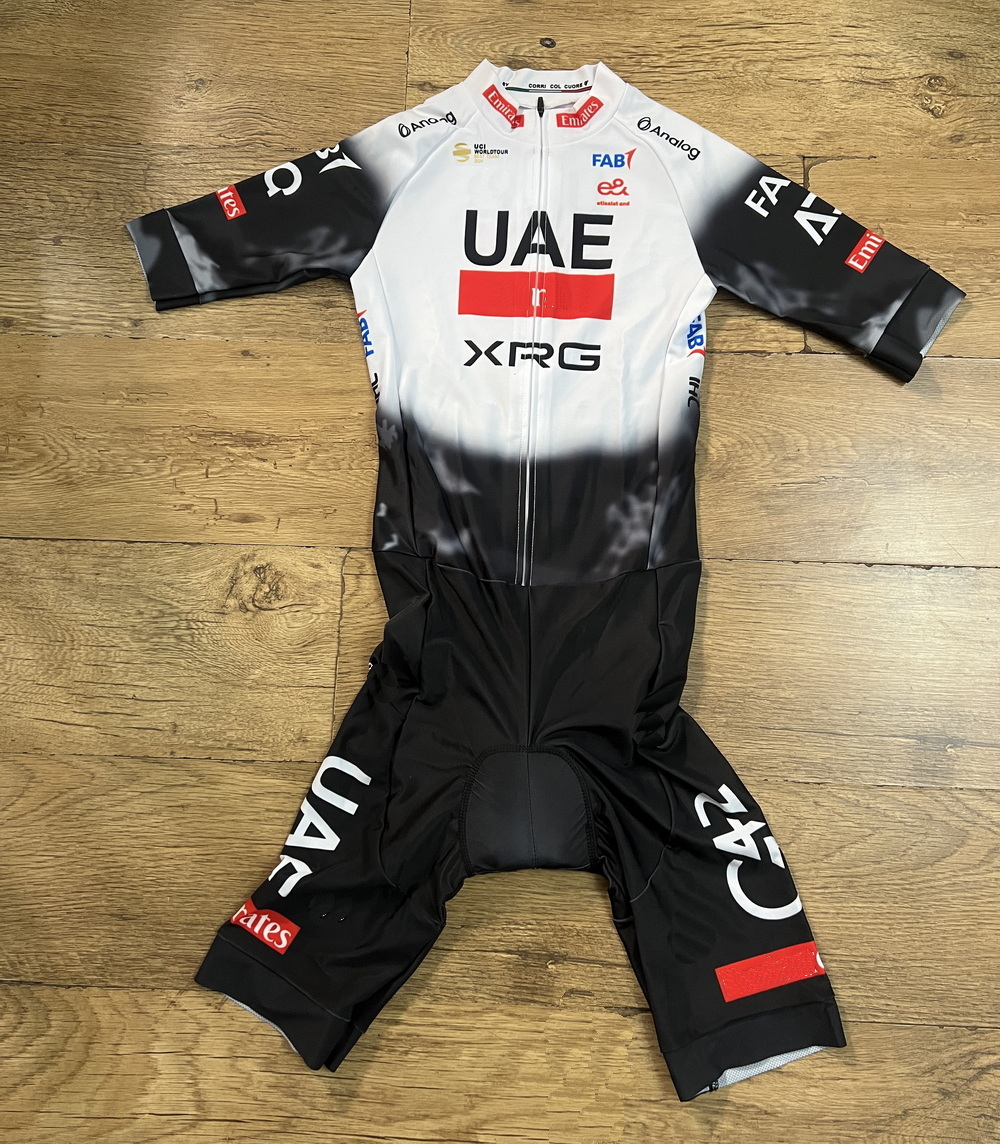 LAZER KESİM Skinsuit 2025 2026 - Cycling Gear Uae incelemesi ve fiyatı